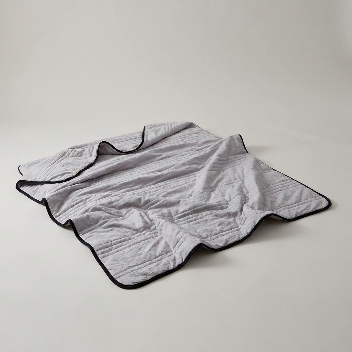 ITERPUB::cold-fleurlys-9155300163758::04-variant-grey