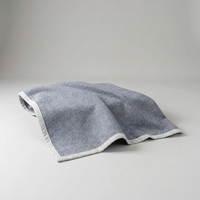 ITERPUB::cold-fleurlys-9156834361518::04-variant-light-gray
