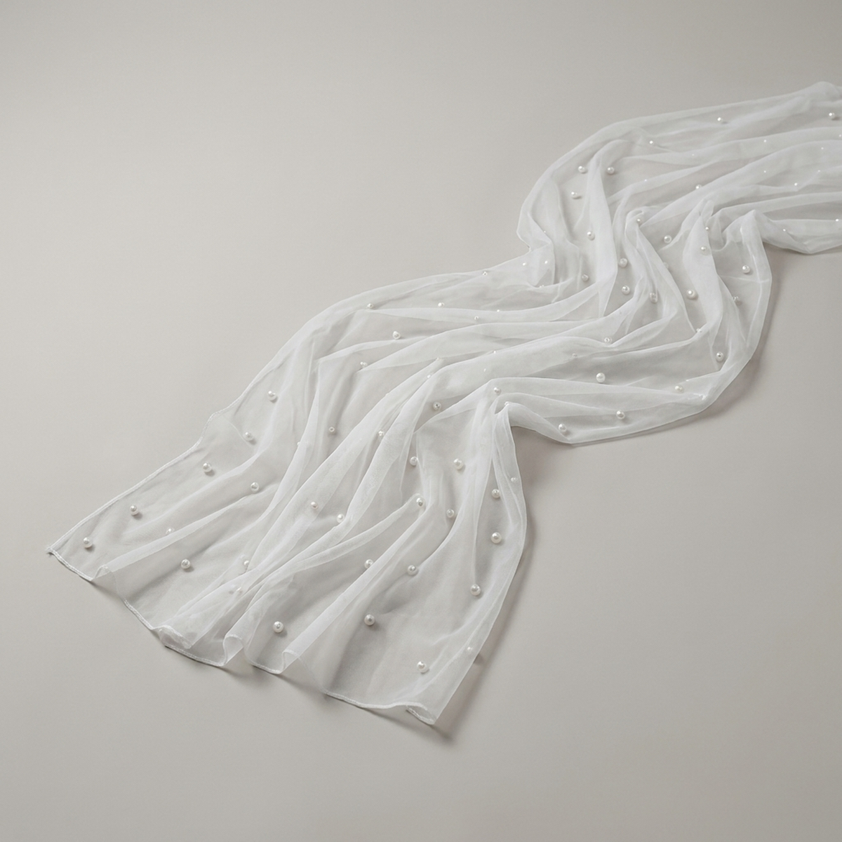 ITERPUB::cold-fleurlys-9146611335342::04-variant-white