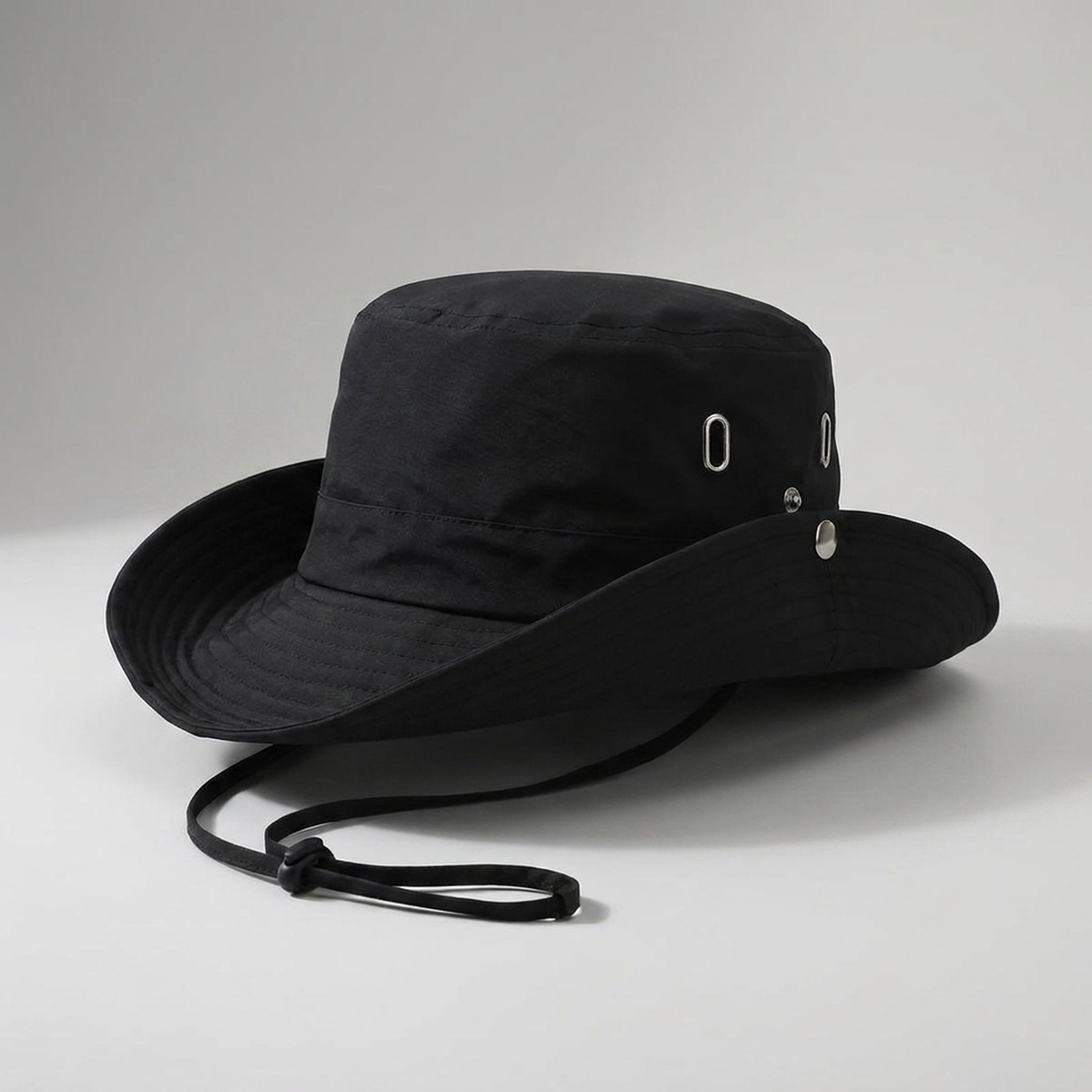 ITERPUB::cold-fleurlys-9152283902126::05-variant-black