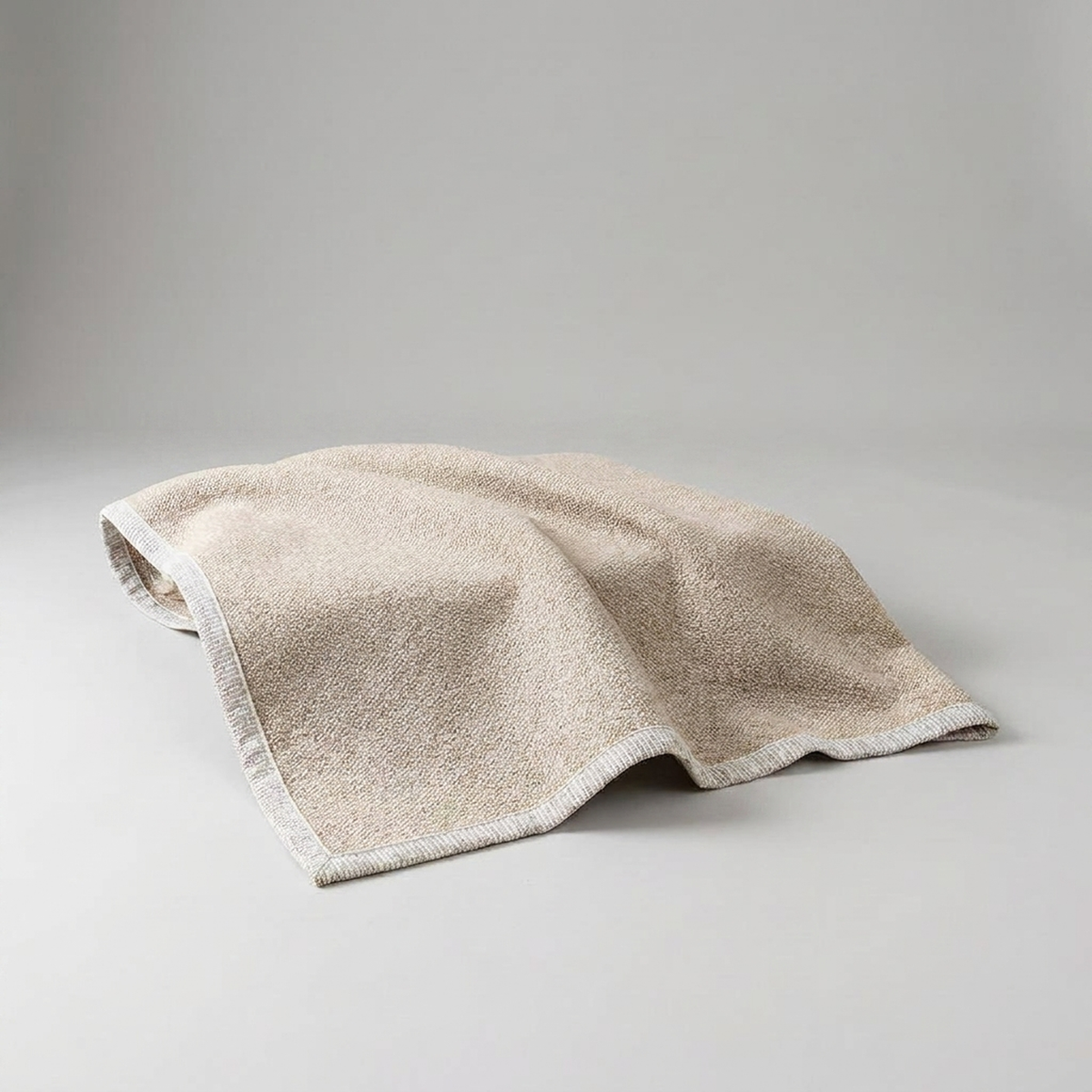 ITERPUB::cold-fleurlys-9156834361518::05-variant-sand