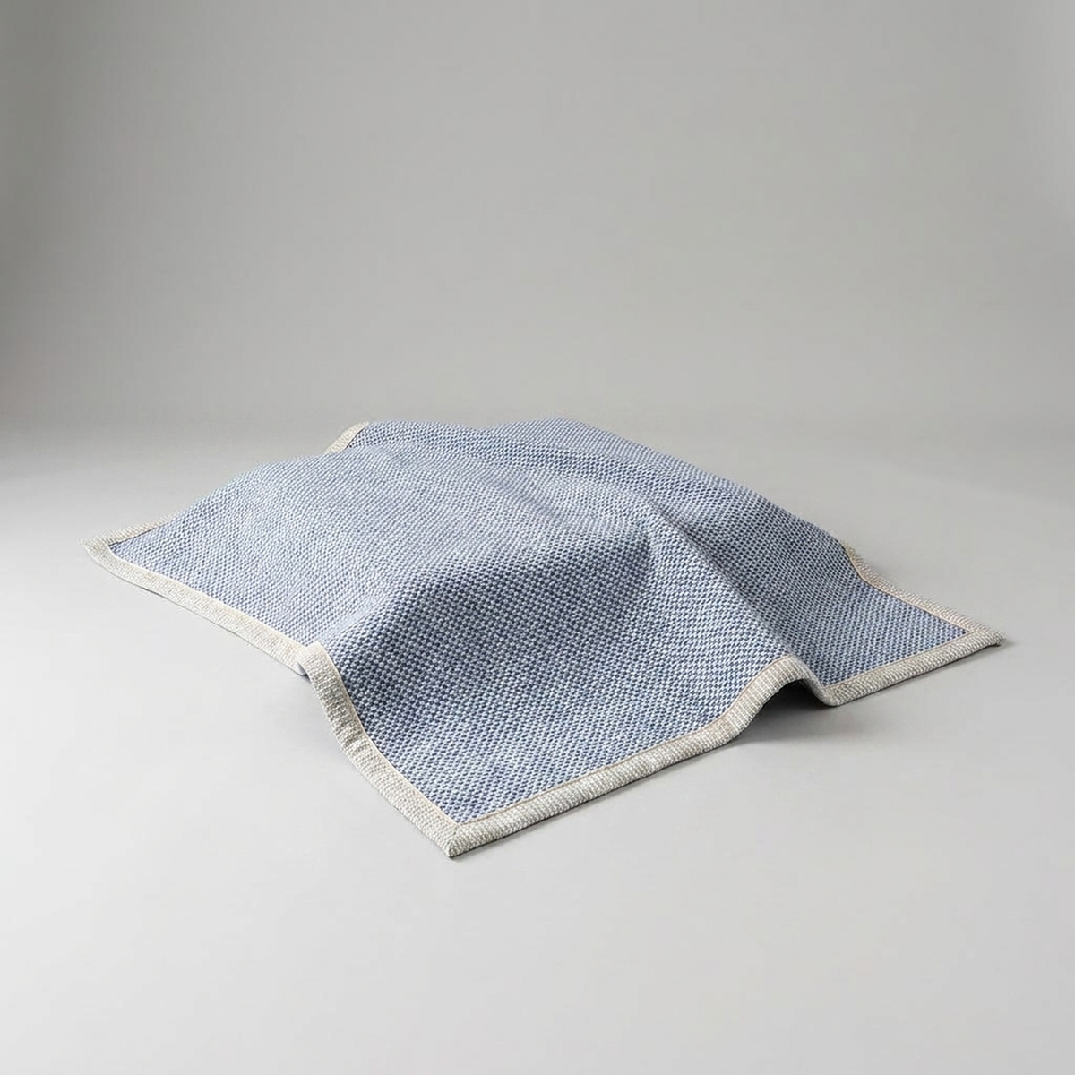 ITERPUB::cold-fleurlys-9156834361518::06-variant-blue