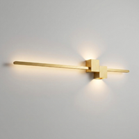 ITERPUB::cold-fleurlys-9156848484526::06-variant-gold
