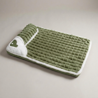 ITERPUB::cold-fleurlys-9146606780590::06-variant-green