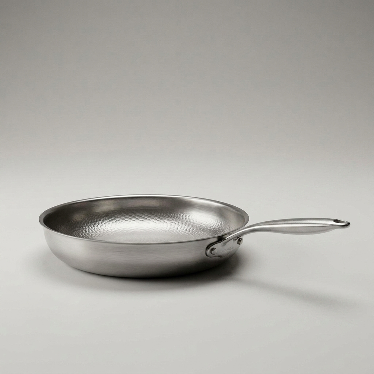 ITERPUB::cold-fleurlys-9156847730862::09-variant-28cm-without-lid