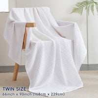 CLOUDWEAVE - Waffle Weave Throw for Softness and Sculptural Style
