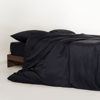 FURRFREE Bamboo Duvet Cover - Pet Hair Repellent for Dogs/Cats Family