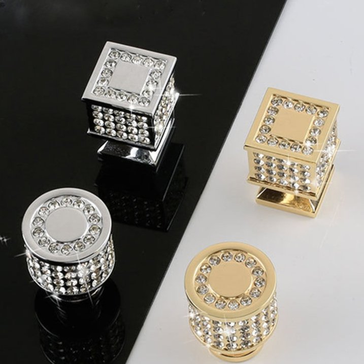 GLINTARA - Crystal Brass Furniture Knob for a Striking Accent