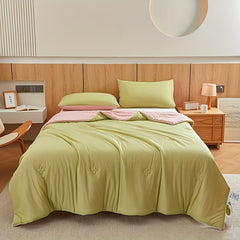 CALYVRA - Lightweight Cooling Quilt for Restful Summer Sleep