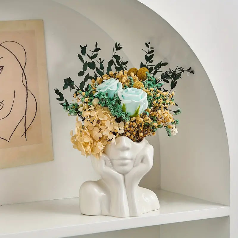 SCULVIA - Sculptural Ceramic Vase for an Artful Focal Point