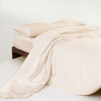 FURRFREE Bamboo Duvet Cover - Pet Hair Repellent for Dogs/Cats Family