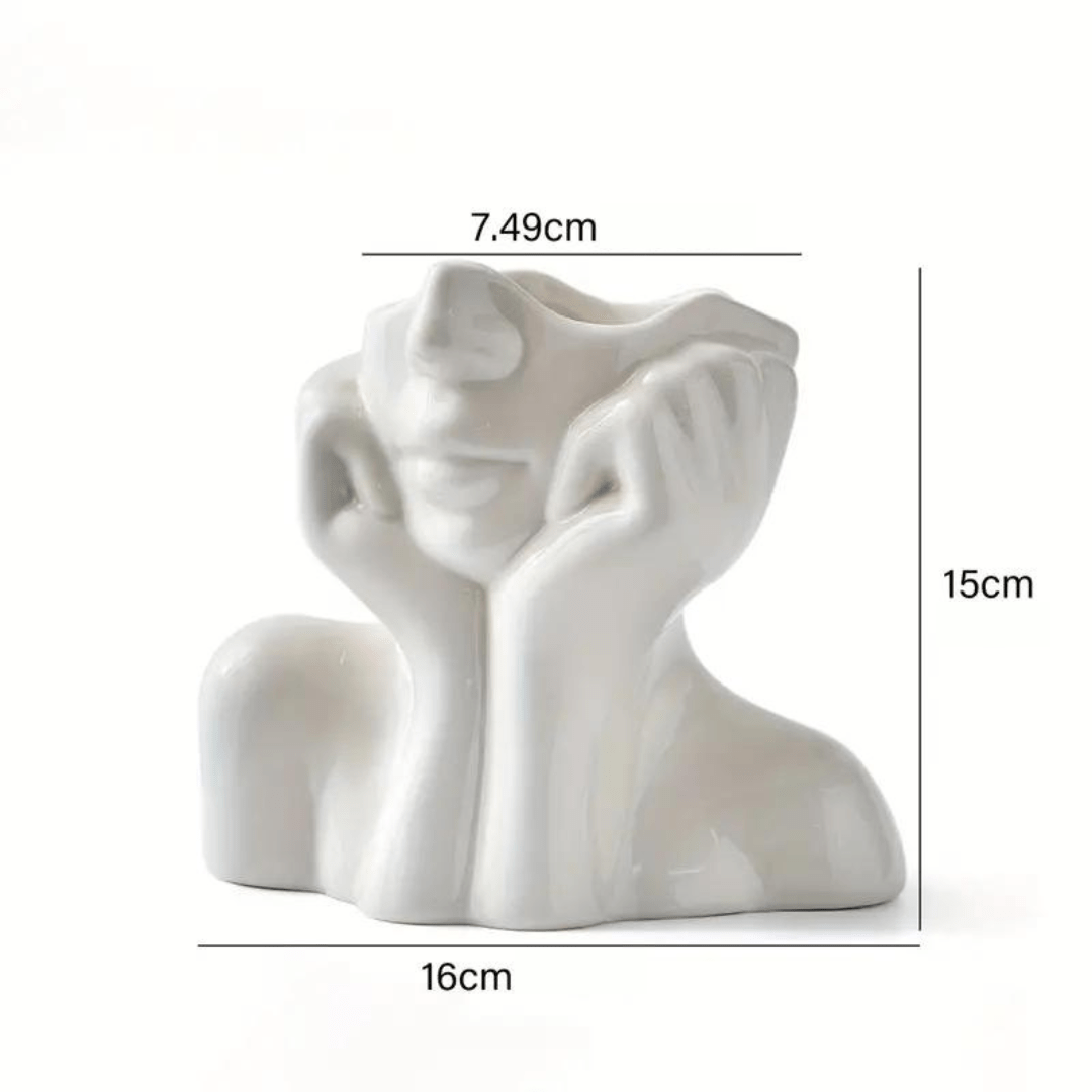 SCULVIA - Sculptural Ceramic Vase for an Artful Focal Point