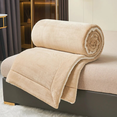 VELUNEA - Plush Fleece Throw for Warmth and Statement Seating