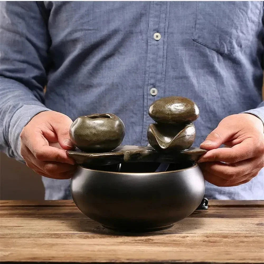 PURLIVA - Sculptural Ceramic Cat Fountain for Better Hydration