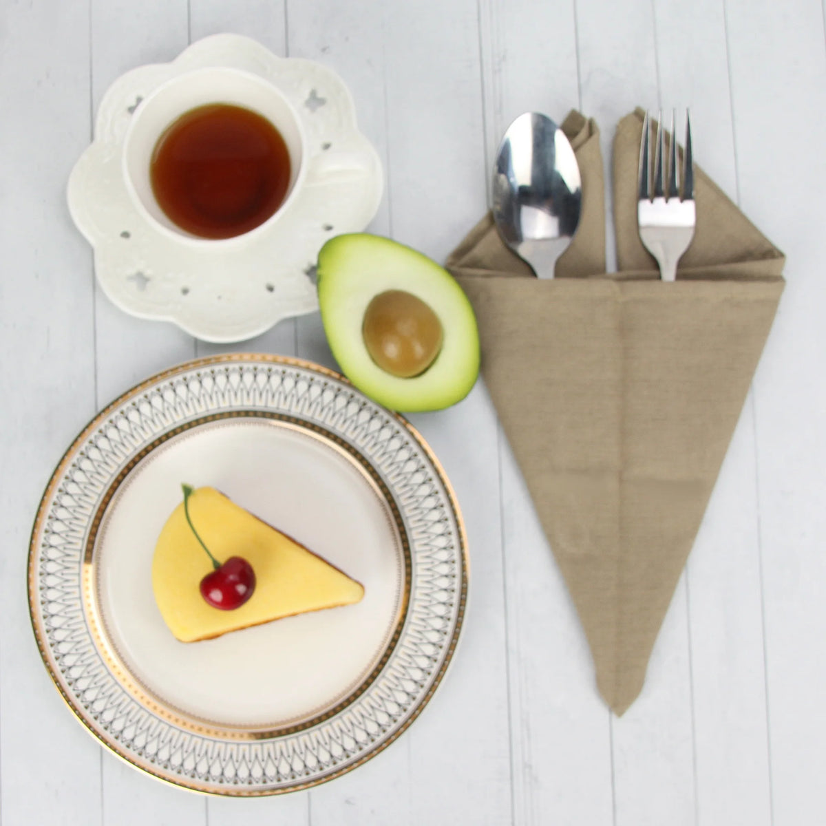 LUNEVRA - Set of 12 Cloth Napkins for a Distinctive Table