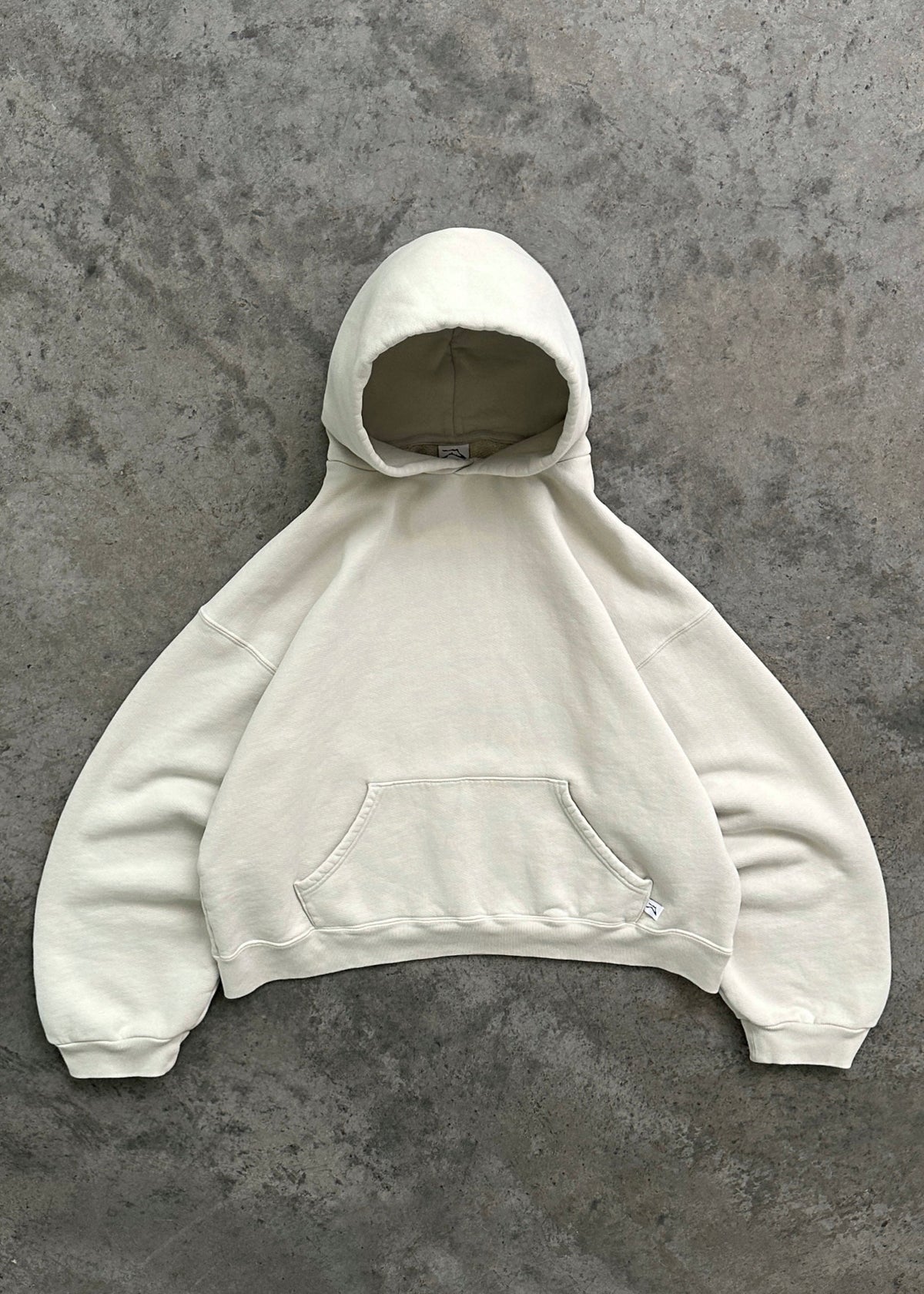 PLUVENA - Plush Winter Hoodie for Breathable All-Day Warmth