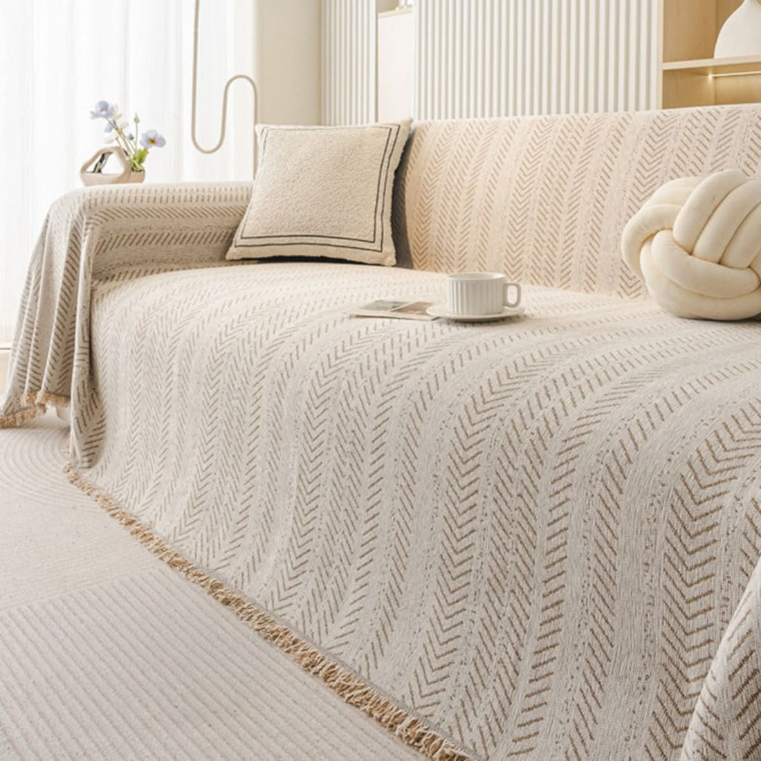 SNUGGLETEXTILE – Scratch-resistant & washable sofa cover made of chenille