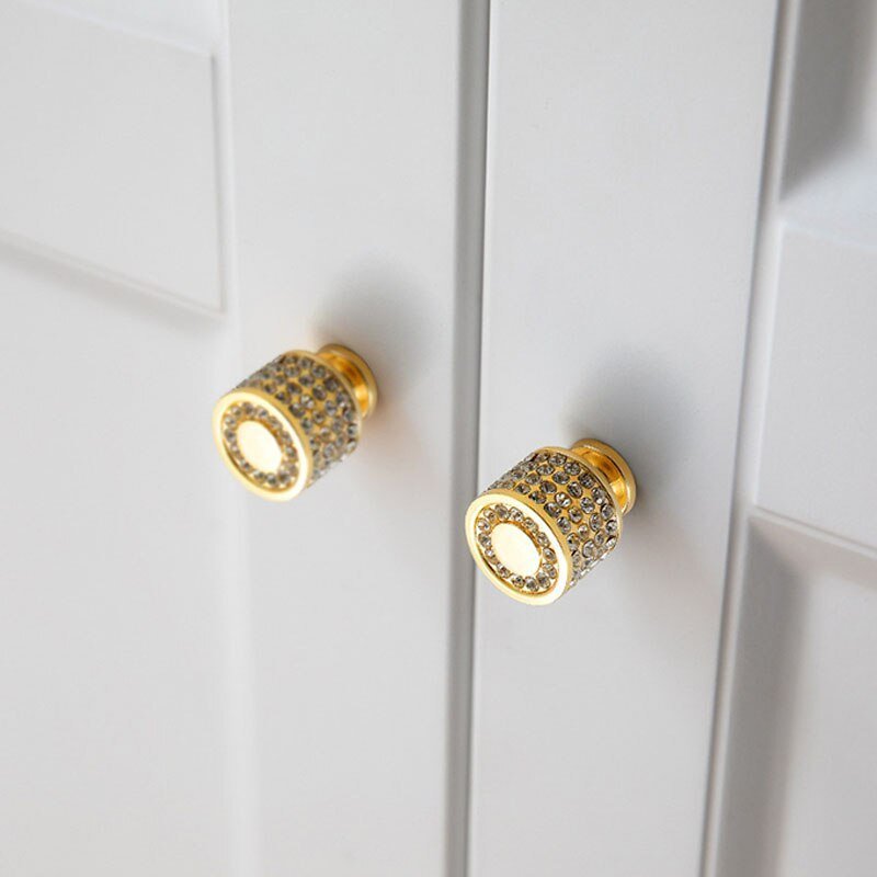 GLINTARA - Crystal Brass Furniture Knob for a Striking Accent