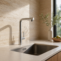 VORYNZA - Sculptural Pull-Out Kitchen Faucet for Easy Rinsing