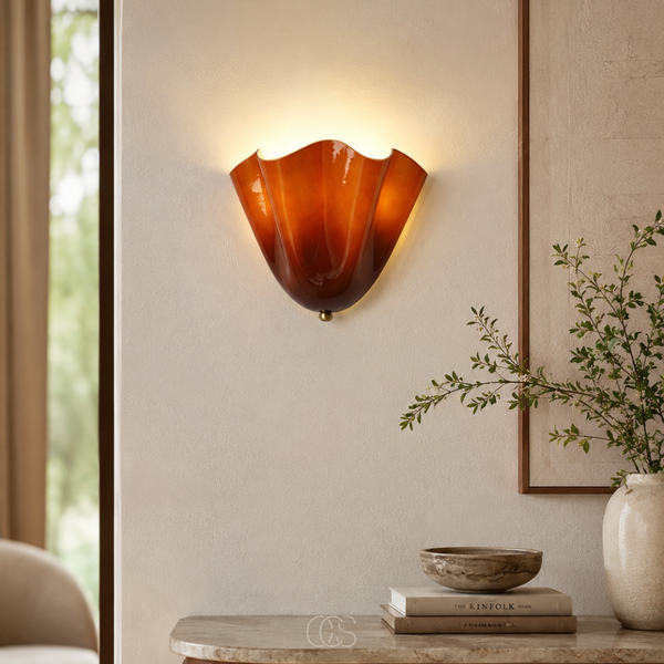 OCS - Bellino sculpturale wandlamp van amberkleurig glas