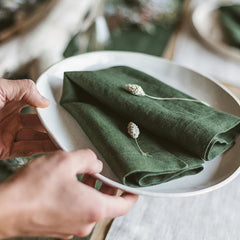LINUVIA - Pure Linen Napkin Set for Artfully Layered Tables