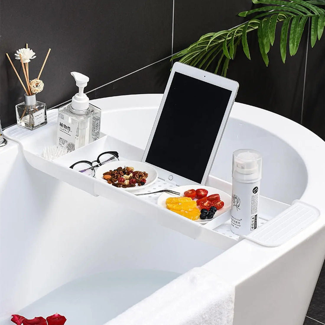 Expandable Drain Bath Shelf Caddy Tray Multifunctional Plastic Bathtub Tray Bathroom Organizer Simple Stylish Bathtub Storage