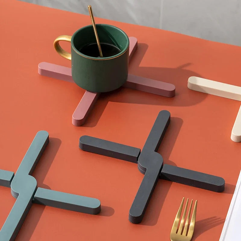 KROVANA - Foldable Silicone Trivet for Heat-Safe Surfaces