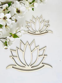 VELUNORA - Lotus Macrame Wall Hanging For A Serene Focal Point