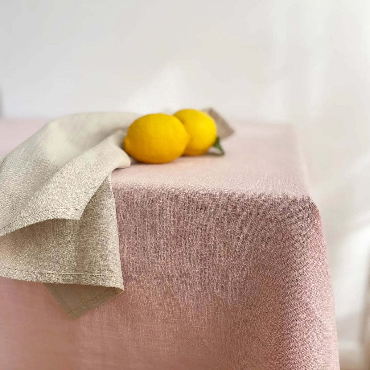 LINUVIA - Pure Linen Napkin Set for Artfully Layered Tables