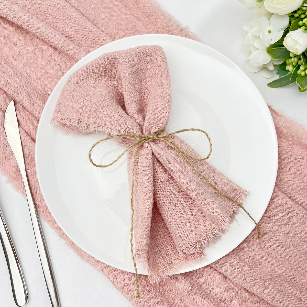 ROSAVEN - Textured Cotton Gauze Table Runner for Romantic Tables