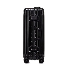 KAVYRON - Sculptural Aluminium Travel Case for Secure Journeys