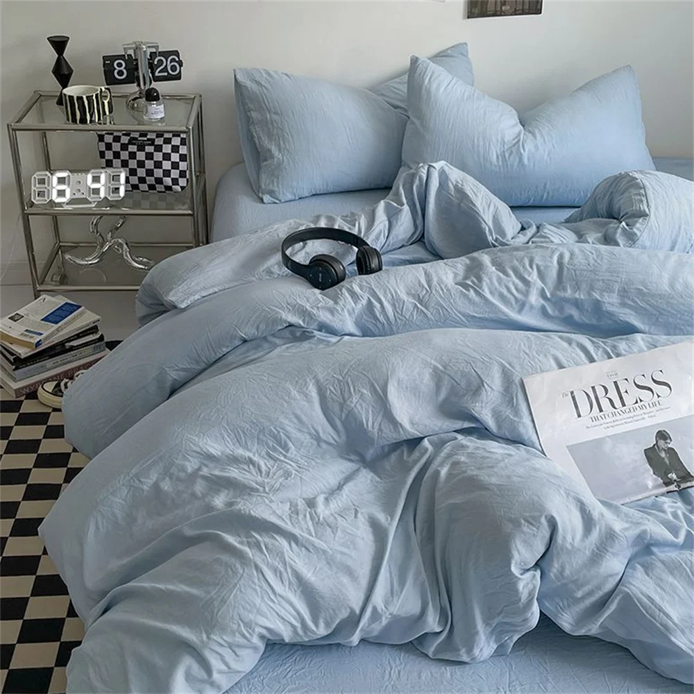 VELZUNA - Brushed Four-Piece Bedding Set for Cozy Sleep