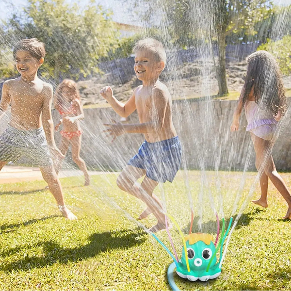SPLASHPOD – Kids Octopus Water Toy with 8 Wiggling Spray Arms