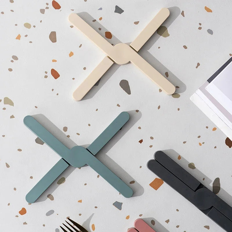 KROVANA - Foldable Silicone Trivet for Heat-Safe Surfaces
