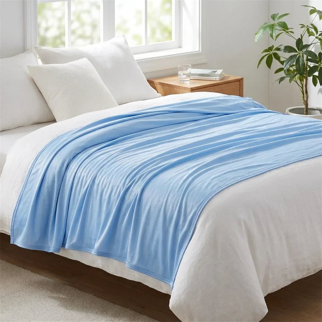 CHILLORA - Cooling Blanket for Relief From Nighttime Overheating
