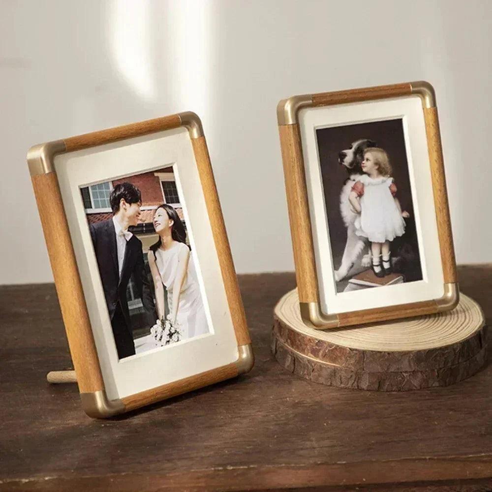 ZELVORA - Solid Walnut Photo Frame for a Refined Display