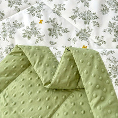 BLOOMCOOL - Floral Summer Quilt That Anchors the Bedroom