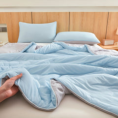 CALYVRA - Lightweight Cooling Quilt for Restful Summer Sleep