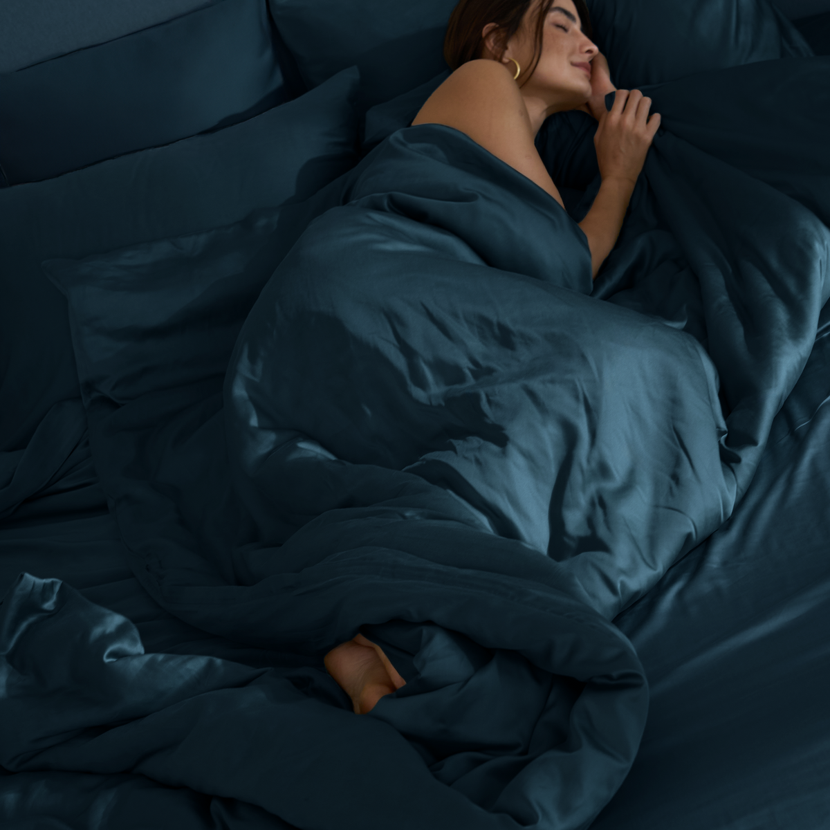 BAMVELA - Bamboo Duvet Cover That Repels Pet Hair