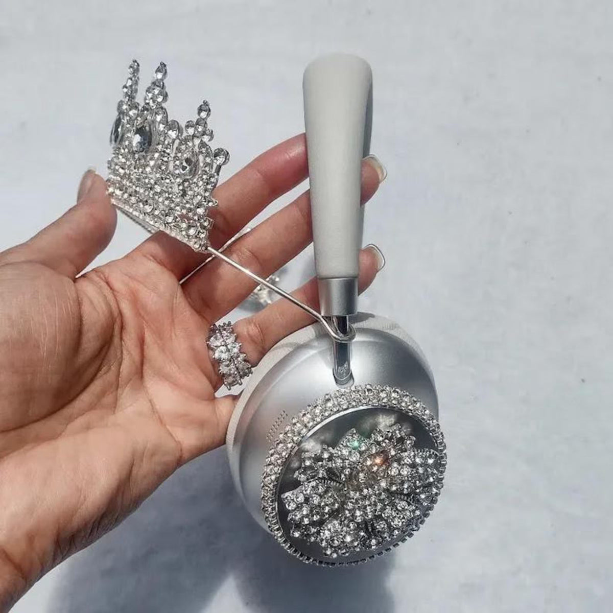 TIARAVA - Crown Headphones for Immersive Noise-Free Listening